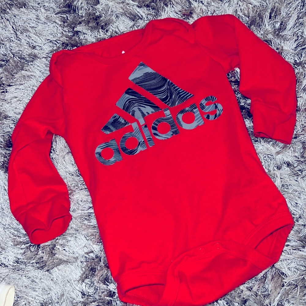 Long sleeve onesie (12m)